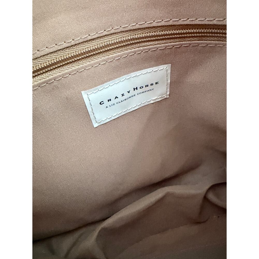 Brown Crazy Horse A Liz Claiborne Company Saddle Purse Bag - Picture 4 of 5